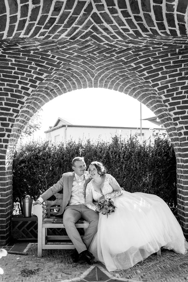 Hochzeit-Leonhard+Madline-LinaLoos-2378