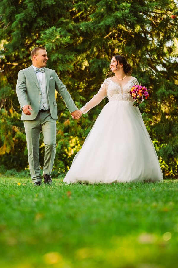 Hochzeit-Leonhard+Madline-LinaLoos-2492