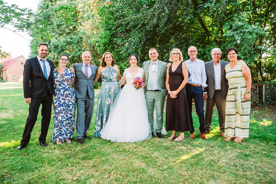 Hochzeit-Leonhard+Madline-LinaLoos-3031