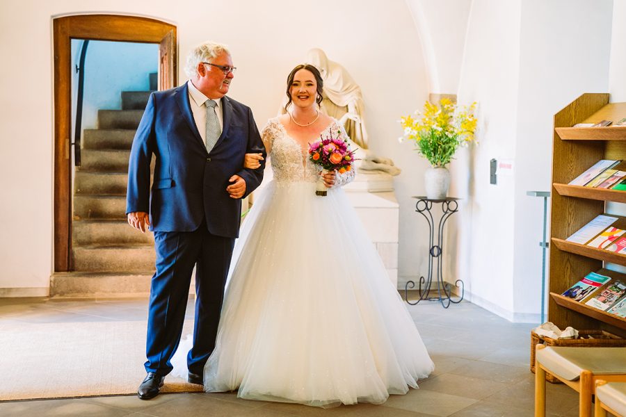 Hochzeit-Leonhard+Madline-LinaLoos-478